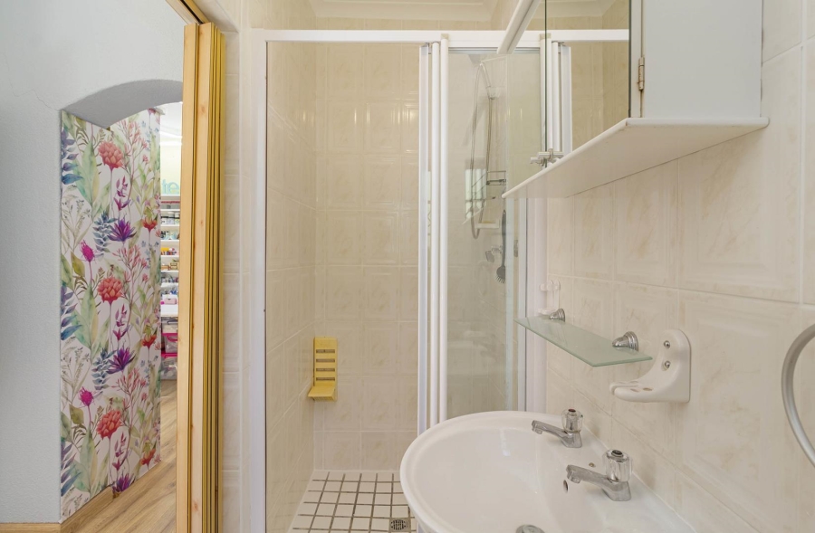 6 Bedroom Property for Sale in Tijgerhof Western Cape